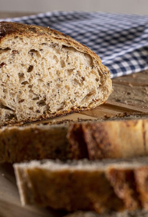 bread, slices, loaf, bread loaf, sliced bread, bread slices, chopping board, baked, dough, surface, home made, pao caseiro, bread, bread, bread, bread, bread