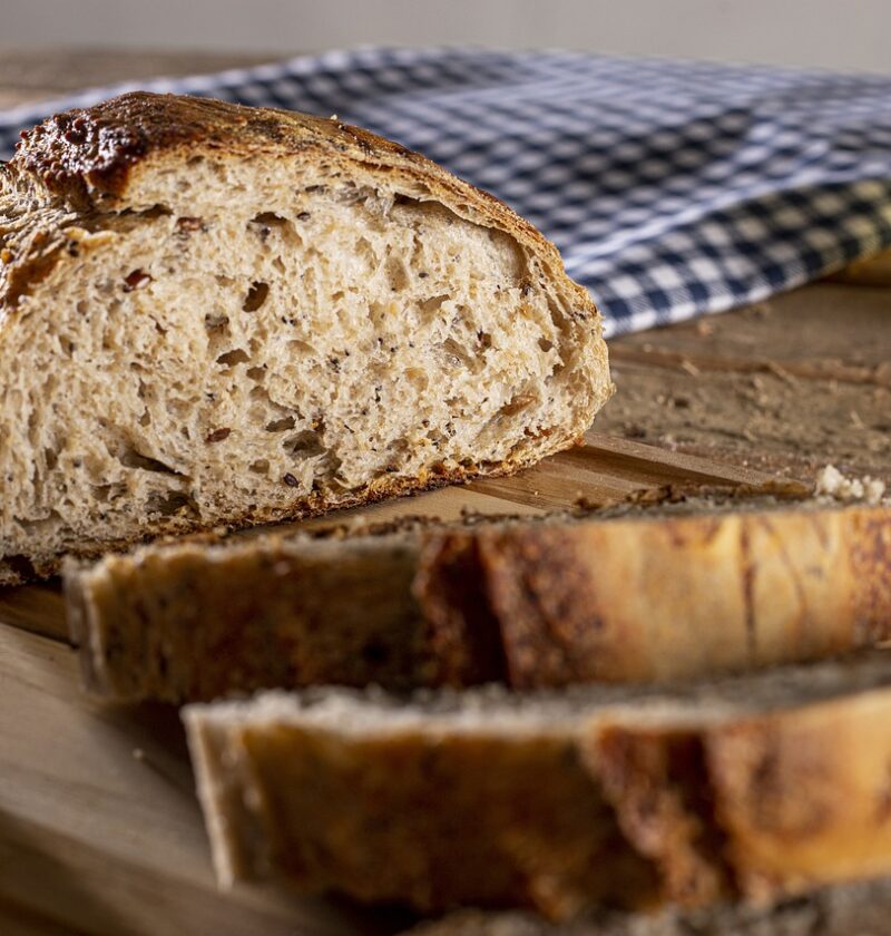 bread, slices, loaf, bread loaf, sliced bread, bread slices, chopping board, baked, dough, surface, home made, pao caseiro, bread, bread, bread, bread, bread